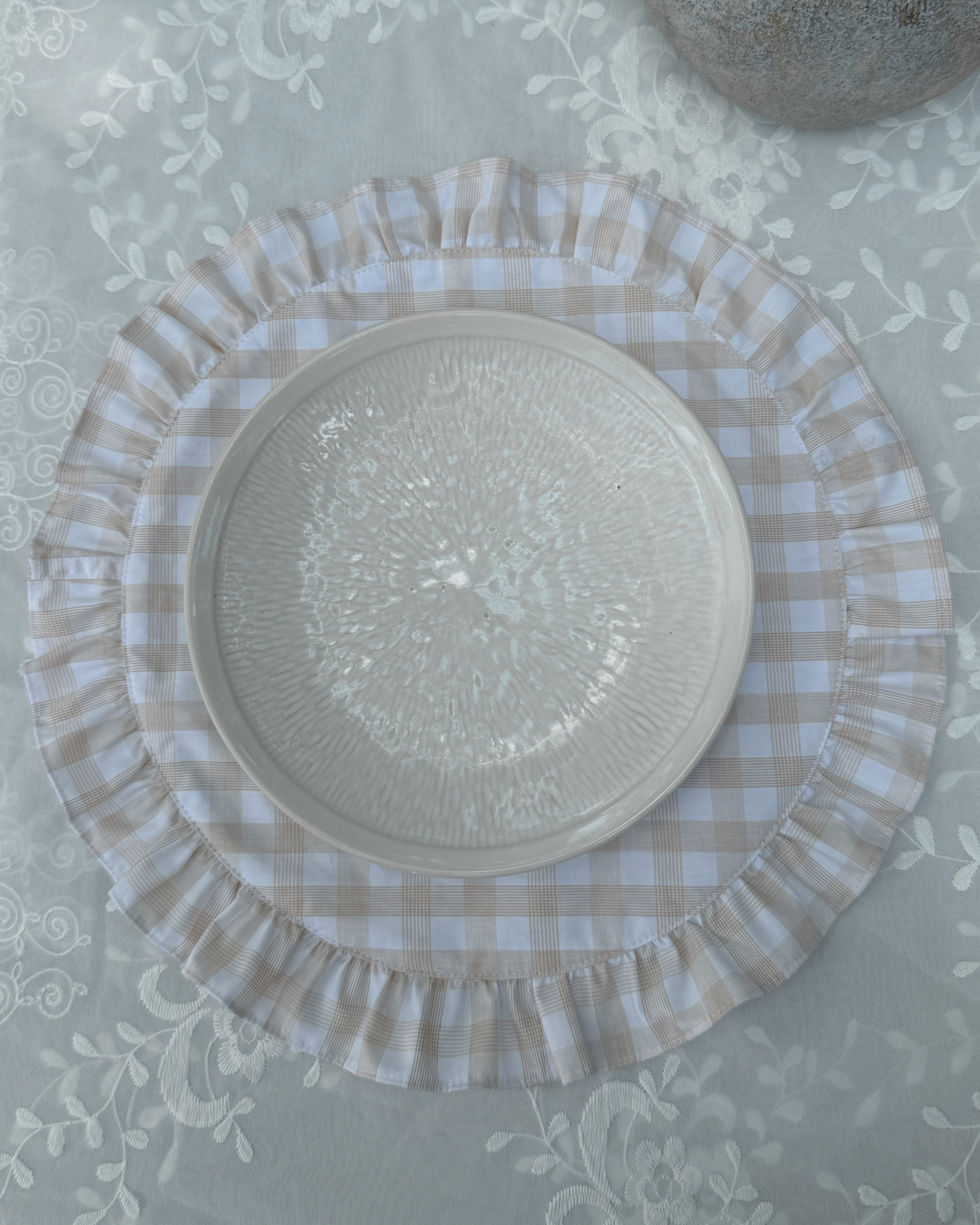 Cinnamon Check Round Placemat